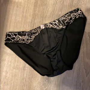 nwot sateen panty XL